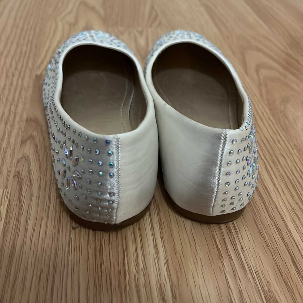 Dream Pairs Jeweled shoes - Picture 8 of 15